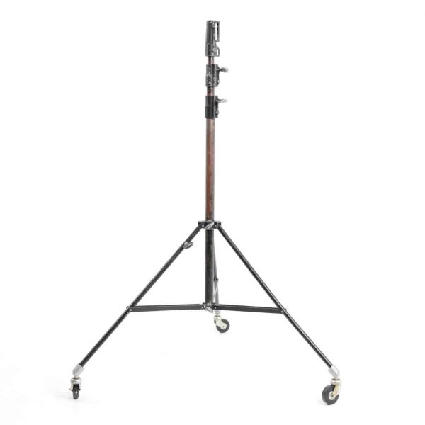 heavy-duty-cine-light-stand-with-levelling-leg