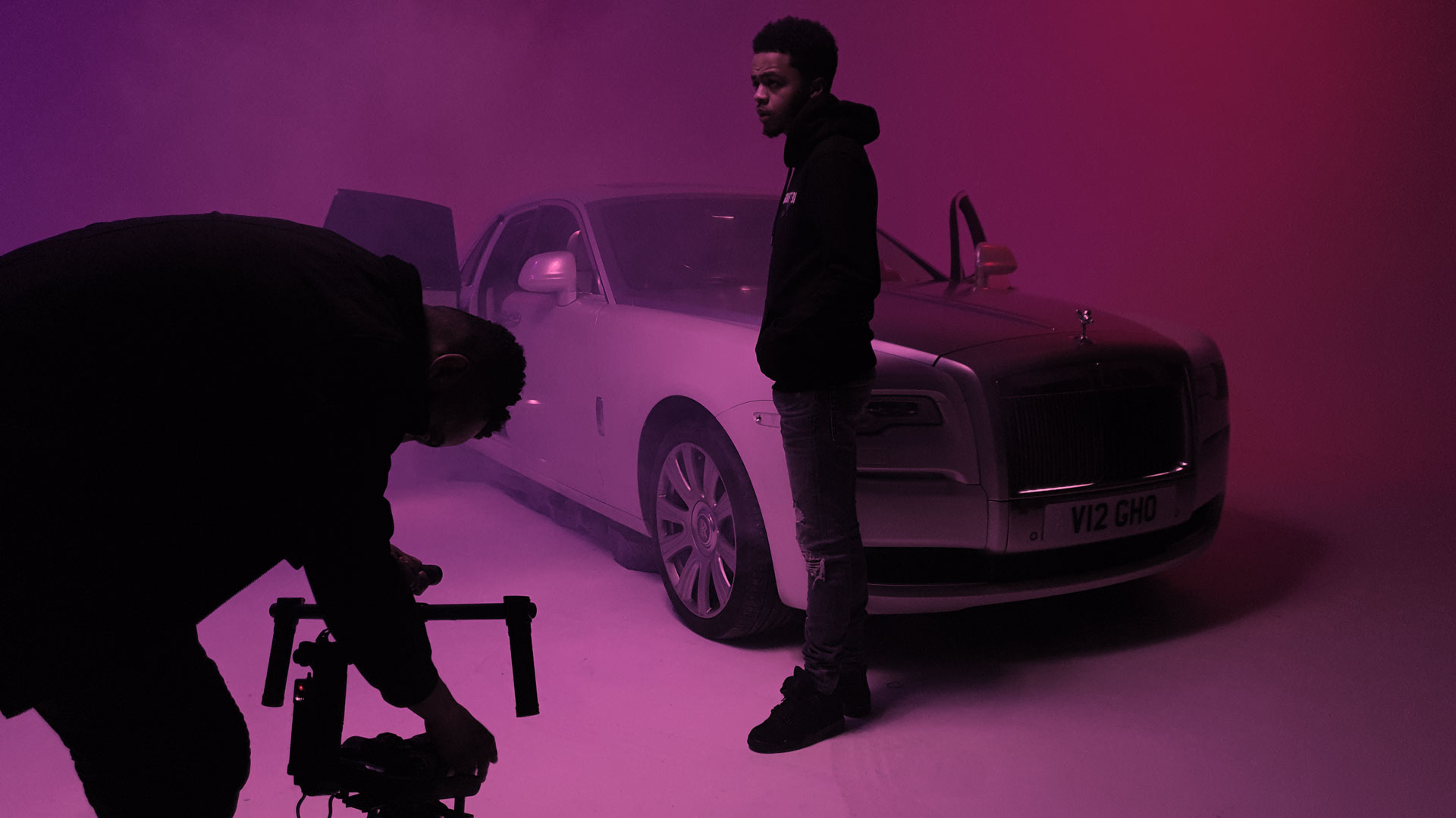 Music Video, Music Video Location London, Studio Hire for Music Video 4 CIneview Studios - drive-in-access-studio