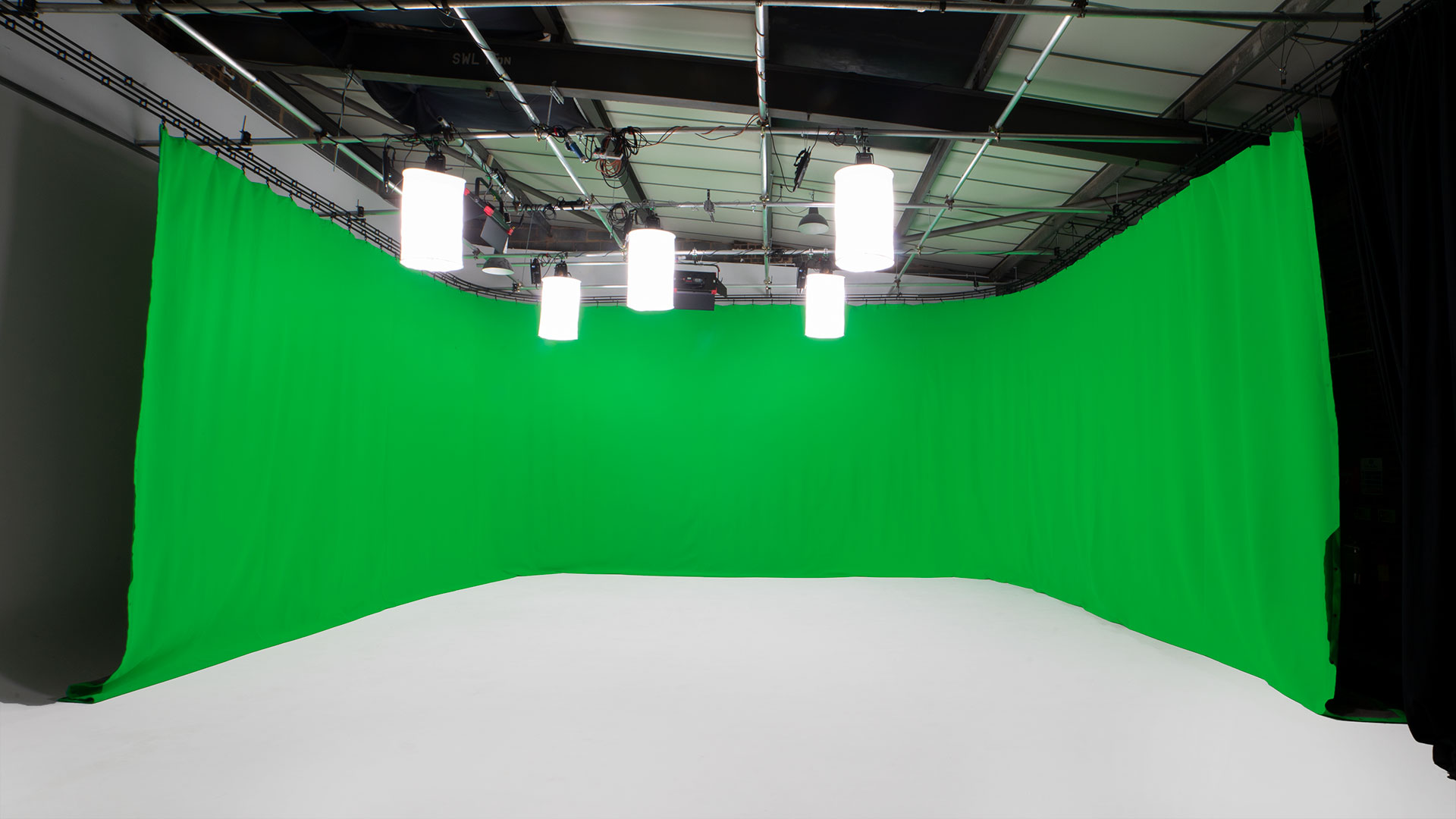 Cheap Photo Studio Hire London, Cheap Film Studio Hire London, Studio